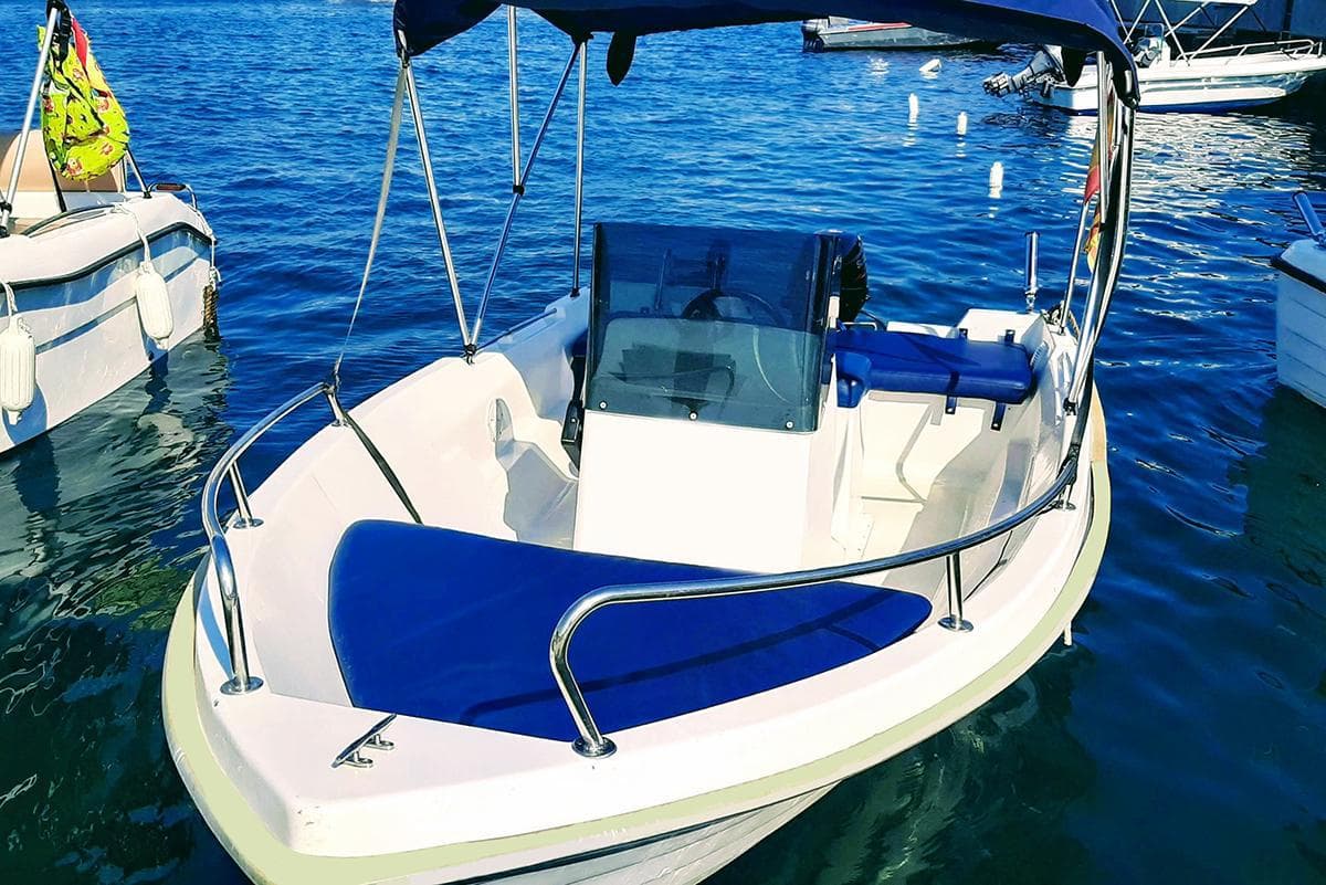 Alquiler de barco sin licencia 3