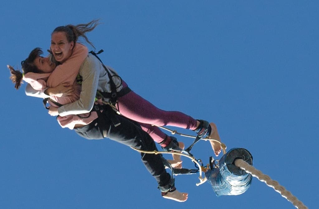 Experiencia Única en Pareja: Salto Tándem  y 2 Saltos Classic