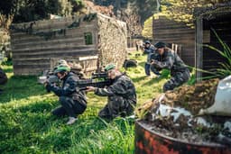 ¡Vive la Aventura del Laser Combat: Combate Simulado en el Exterior!